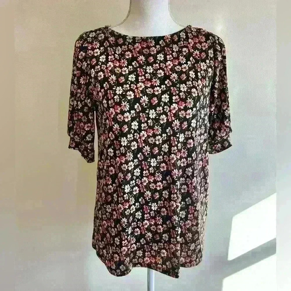 Misa Floral Short Sleeve Stretch Blouse - Picture 1 of 6
